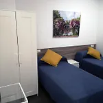 Josefina Bed & Breakfast 2*
