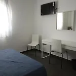 Josefina Bed & Breakfast Granja de Rocamora